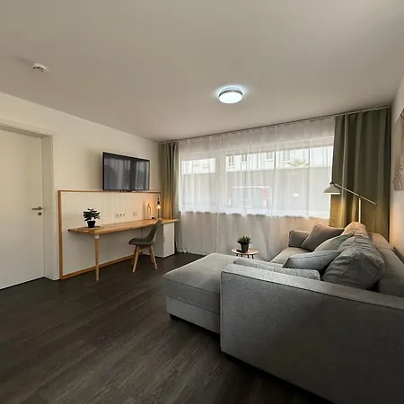 Sali Homes Apartmenthaus Schlossgasse 네카줄름
