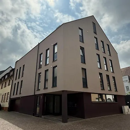Sali Homes Apartmenthaus Schlossgasse 네카줄름