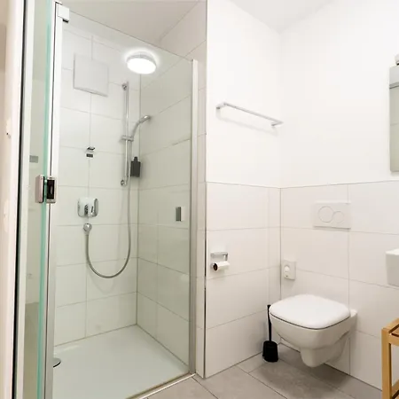 Sali Homes Apartmenthaus Schlossgasse 네카줄름