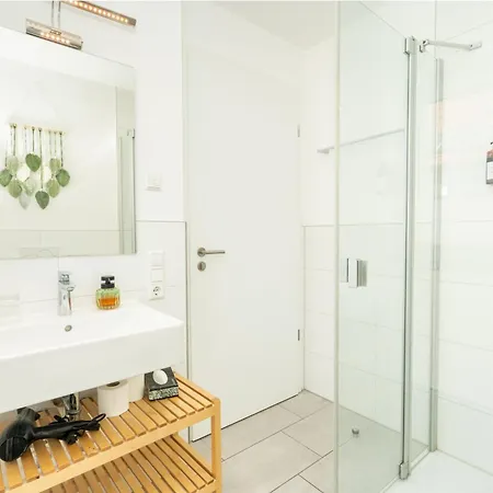 Sali Homes Apartmenthaus Schlossgasse 네카줄름